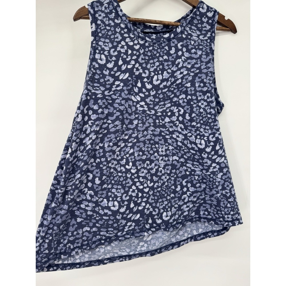 Blue Tommy Bahama IslandZone Vacation Beachy tropical animal print resort L - Picture 2 of 9